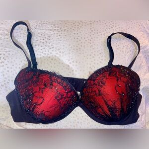 Beyond cleavage push up Bra